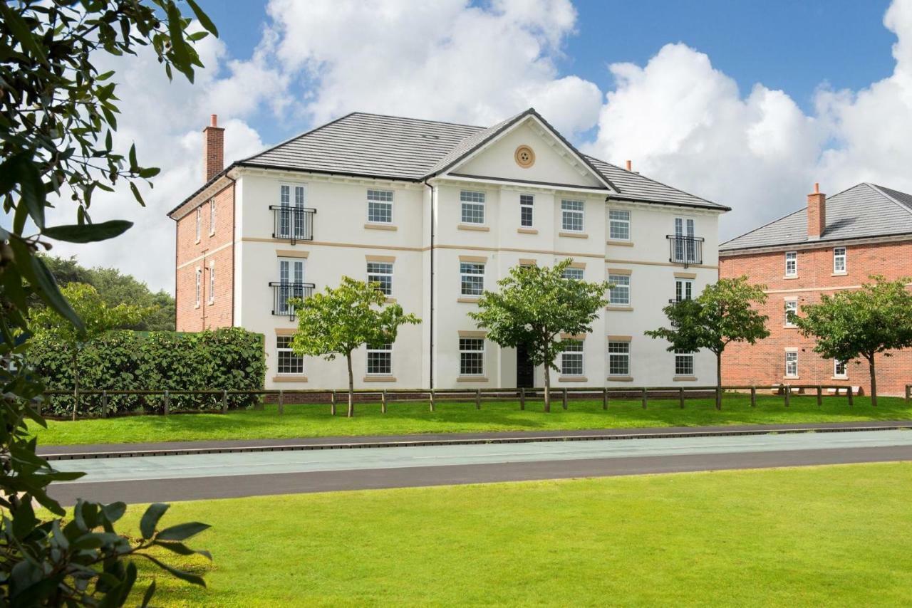 Home Crowd Luxury Apartments Doncaster Buitenkant foto